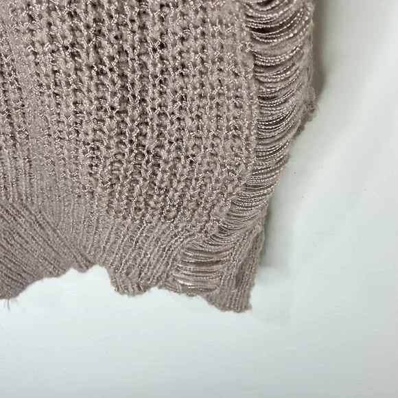 POL Distressed Oversized Mock Neck Sweater Size Medium - Picture 5 of 16